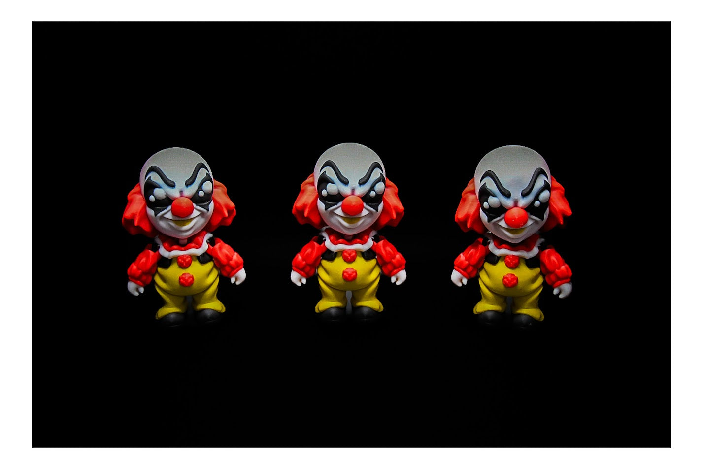 π Creepy Carnival Clown β 1990 Throwback! πͺ ($3 to $20)