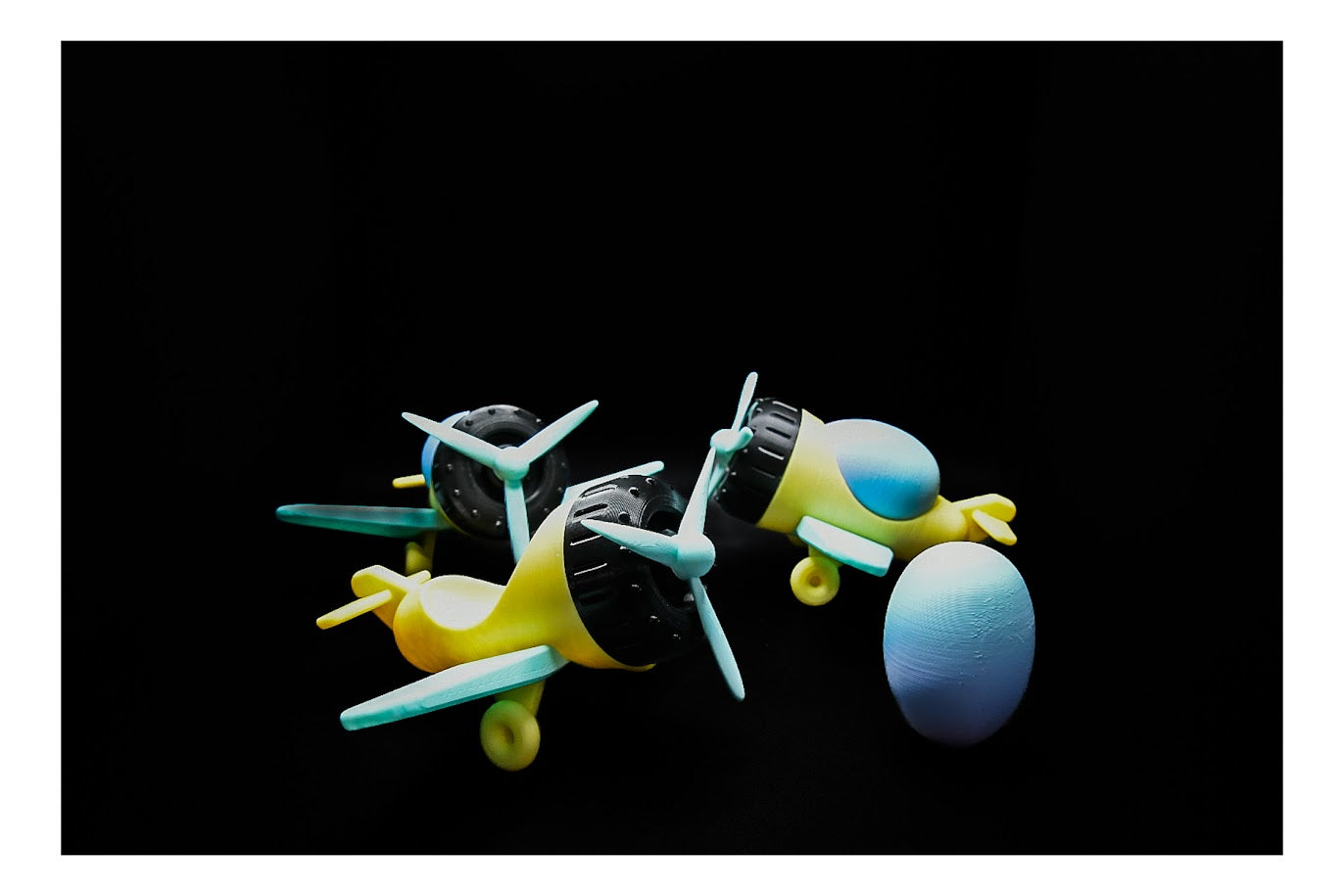 🛩️🥚 Egg Airplane Toy – Soaring Easter Fun! 🎨🛫 ($5 each)